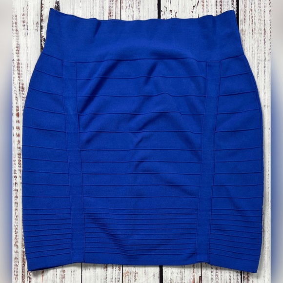 lot Of 2 Rock & Republic Stretch Bandage Pencil Mini Skirt size L - Picture 2 of 7